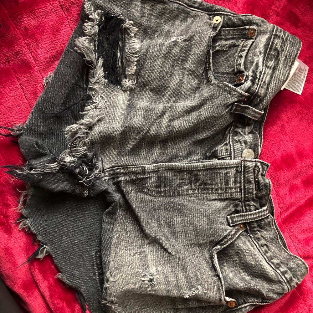 grey vintage levi shorts